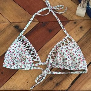 Adorable floral bikini top small